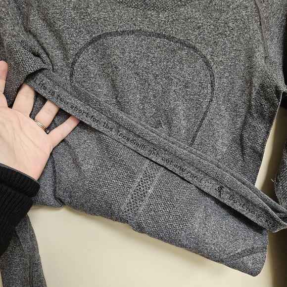 Lululemon Swiftly Tech Long Sleeve Top Gray Thumb Holes Athleisure Athletic Wear - Picture 6 of 9